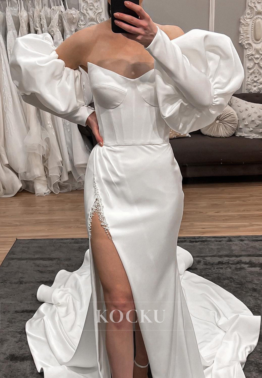 Chic Strapless Puff Sleeve Mermaid Wedding Dress with Beaded Slit & Train