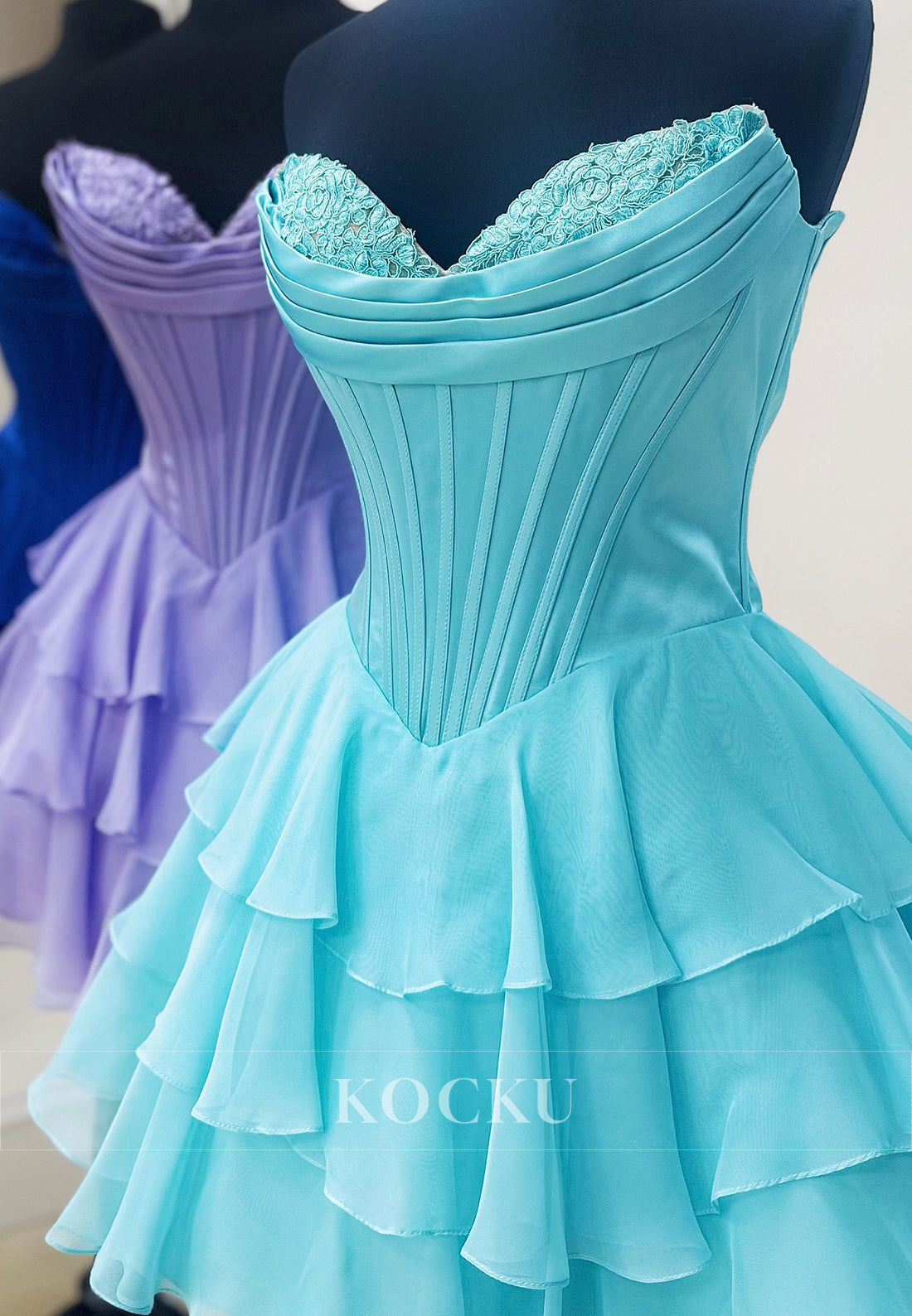 A-Line Sweetheart Strapless Pleated Homecoming Dresses