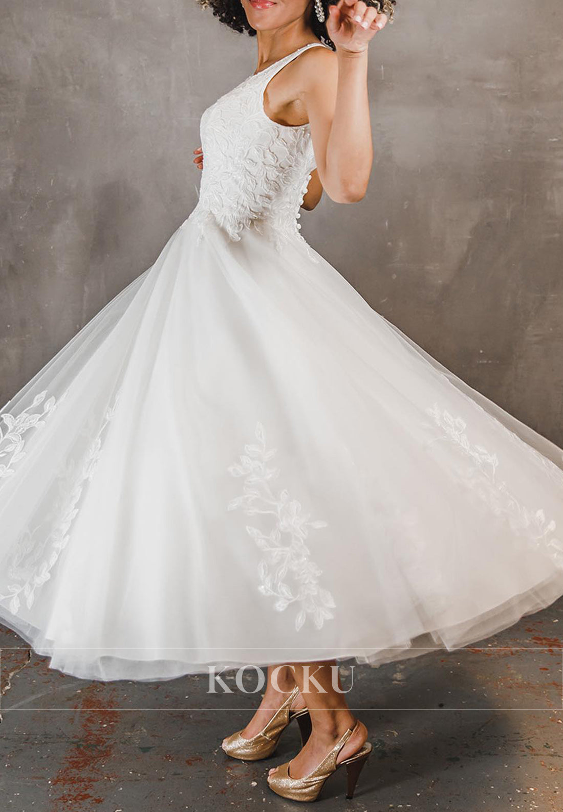 White Appliques V-Neck Backless Tulle A-Line Ankle-Lenght Wedding Dress