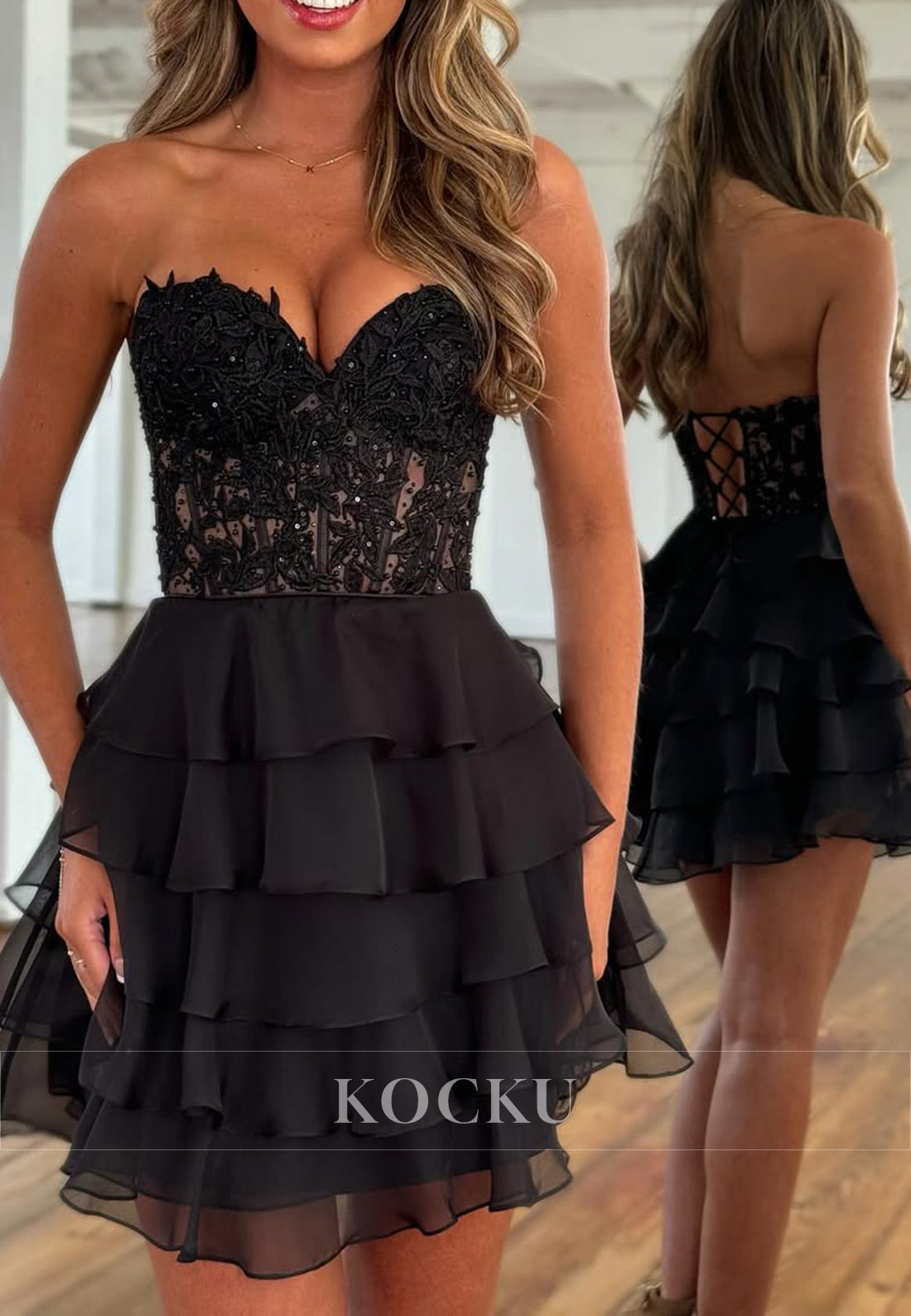 A-Line Sweetheart Appliques Lace Short  Pleated Homecoming Dresses