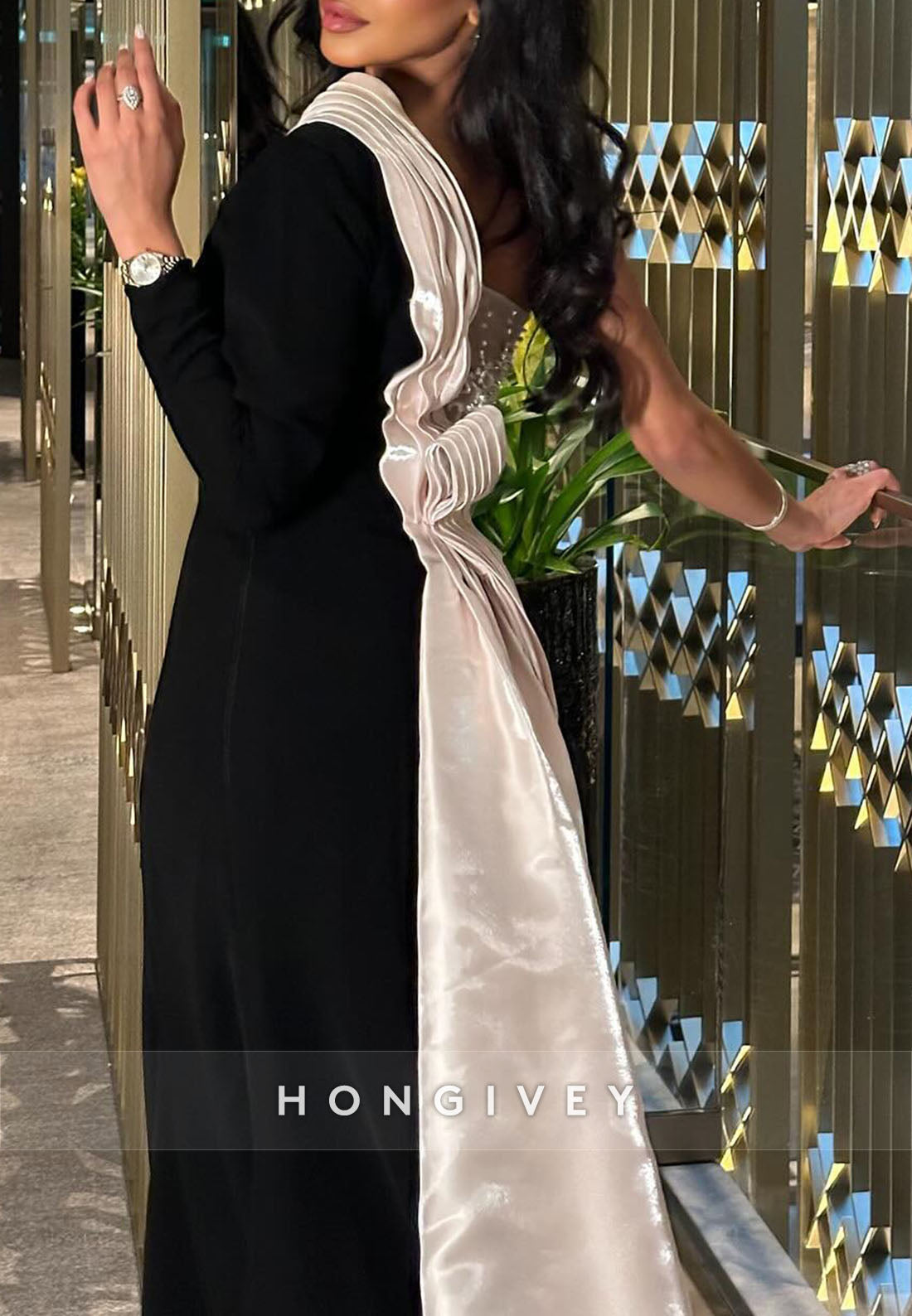 A-line Floor-Length One Shoulder Pleated Back Draping Evening Gown