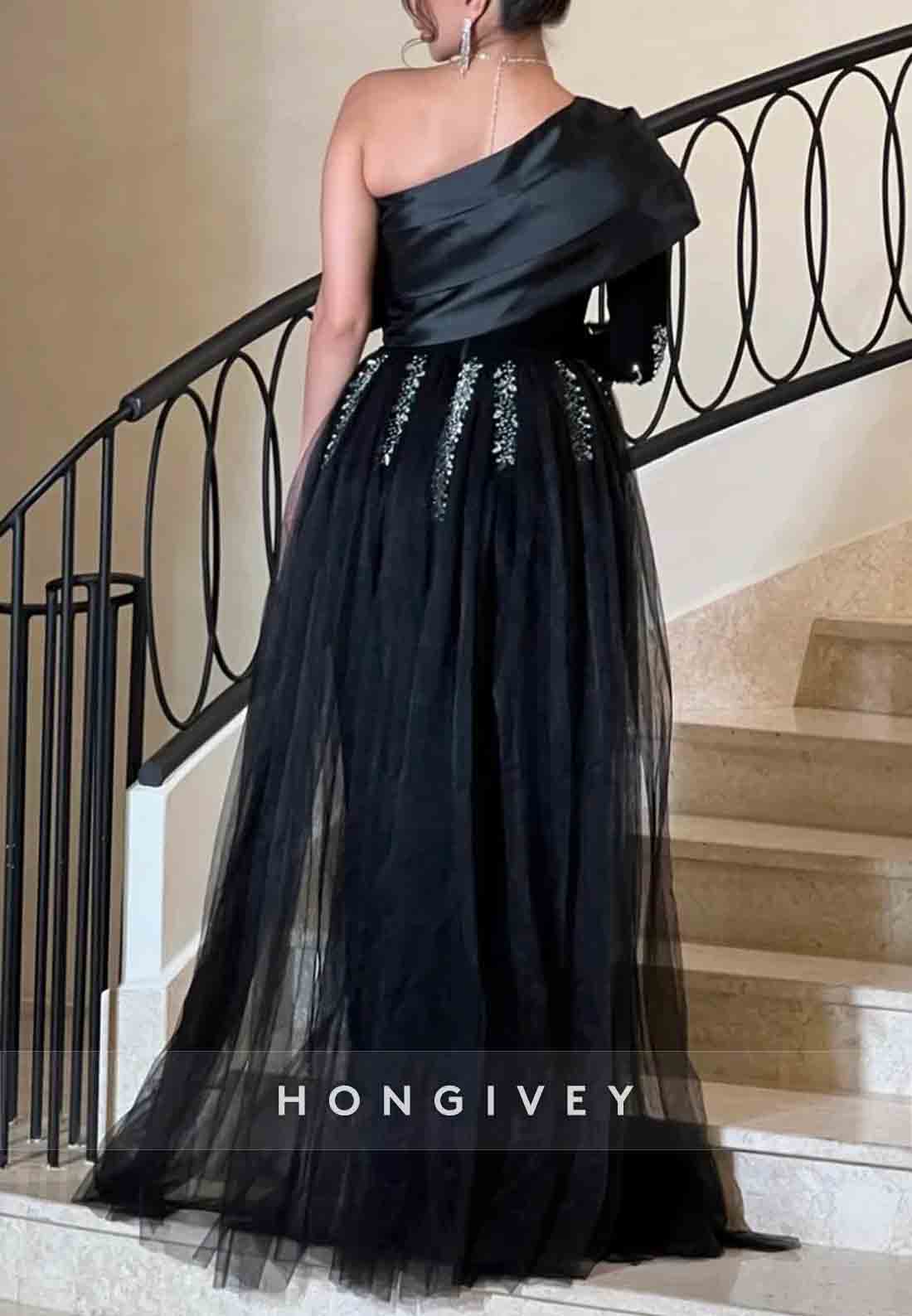 A-line Tulle Long Sleeve Formal Dresses One Shoulder Pleated Appliqued Evening Gown