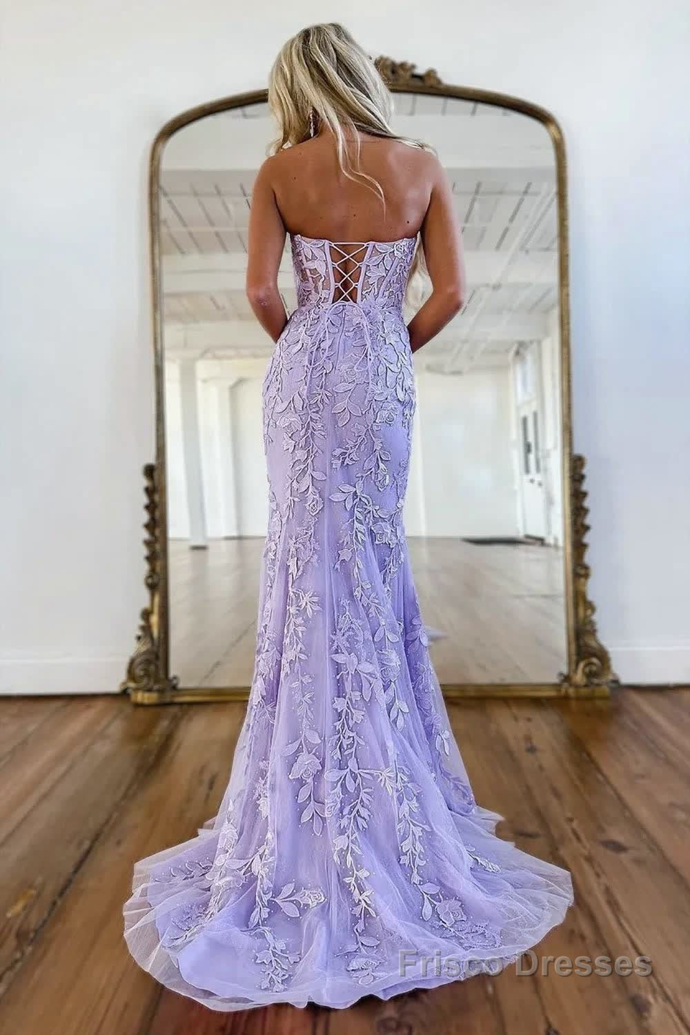 Mermaid Strapless Lace Prom Dress With Appliques