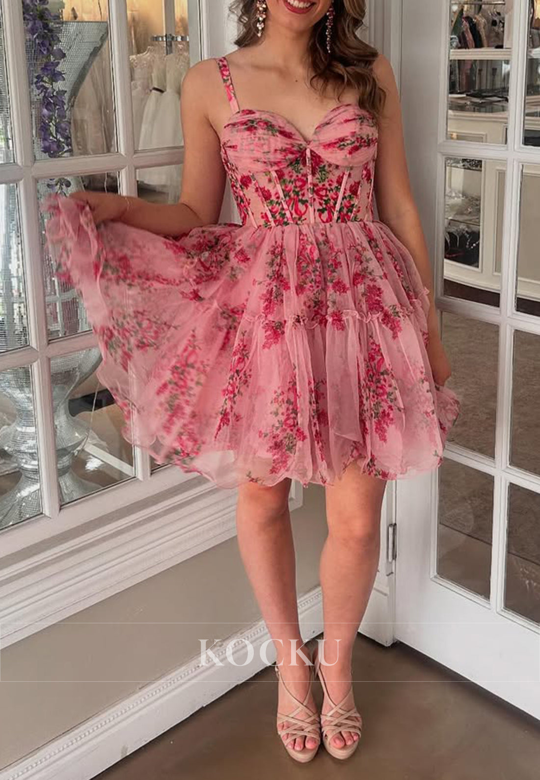 A-Line Spaghetti Straps Sweetheart Flowers Pleated Homecoming Dresses