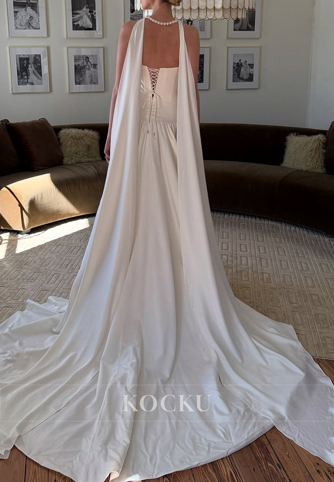 White Strapless Lace-Up Pleated Long Wedding Dress with Detachable Neck Scarf with Pearls