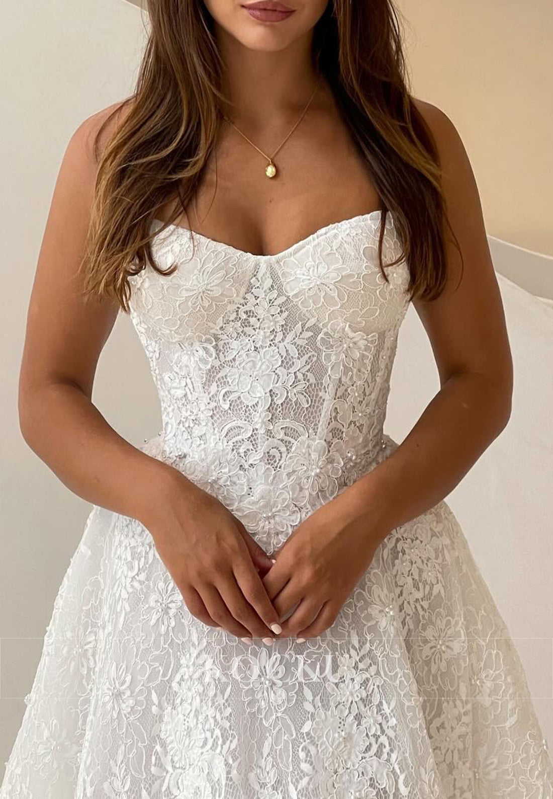 White Lace Sweetheart Ball Gown Wedding Dress