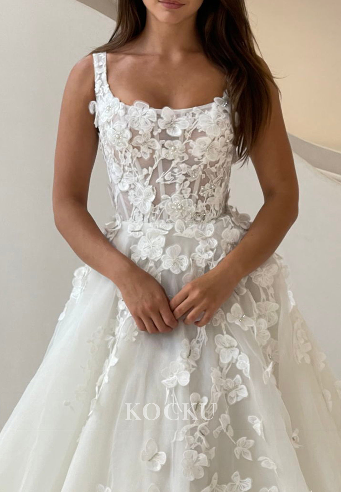 White Floral Appliques Square Neck Buttons-Up Ballgown Wedding Dress