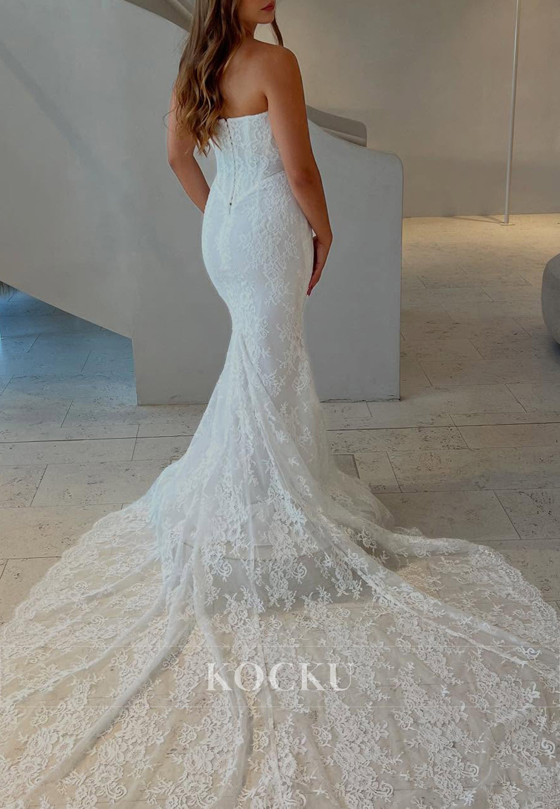 White Lace Strapless Buttons-Up Back Mermaid Long Wedding Gown