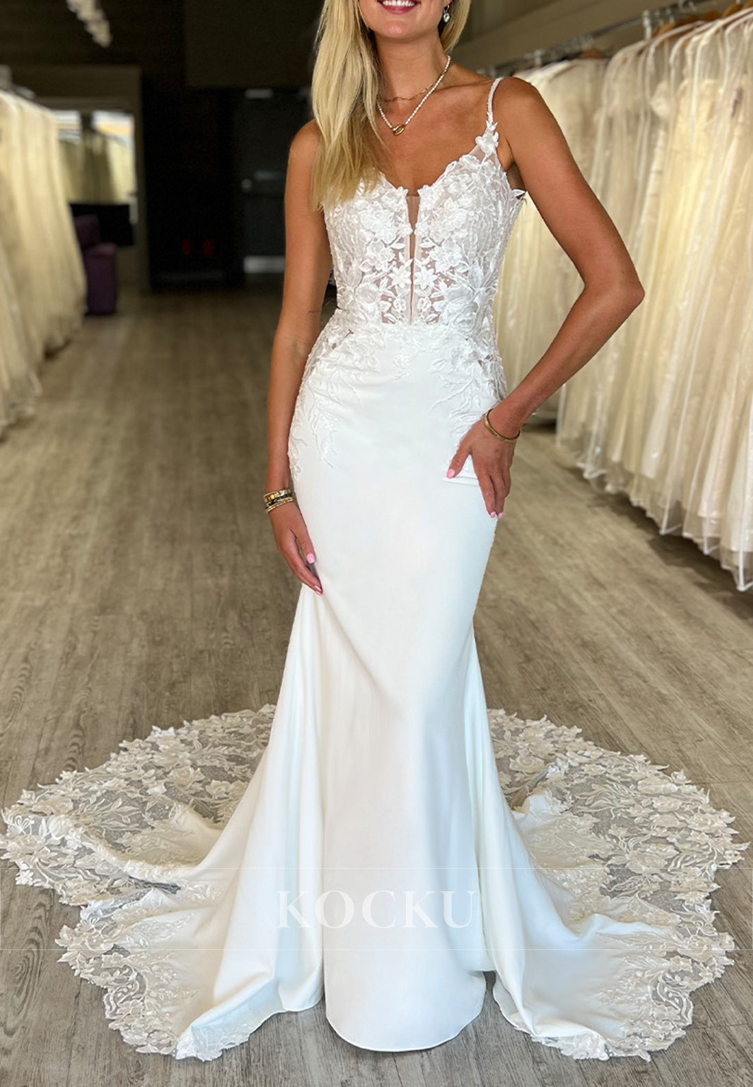 White Spaghetti Strap Backless Mermaid Wedding Gown with Appliques