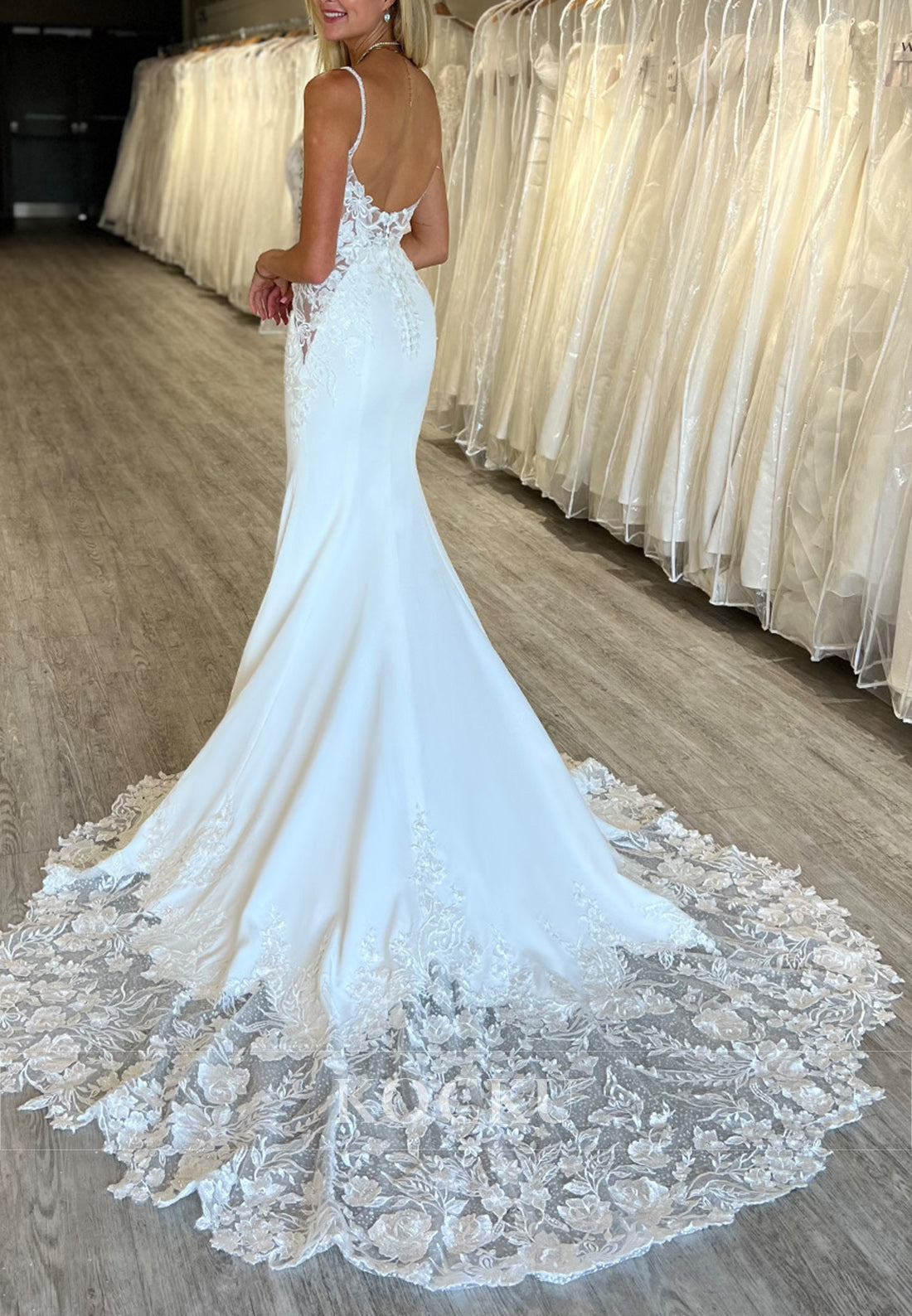 White Spaghetti Strap Backless Mermaid Wedding Gown with Appliques