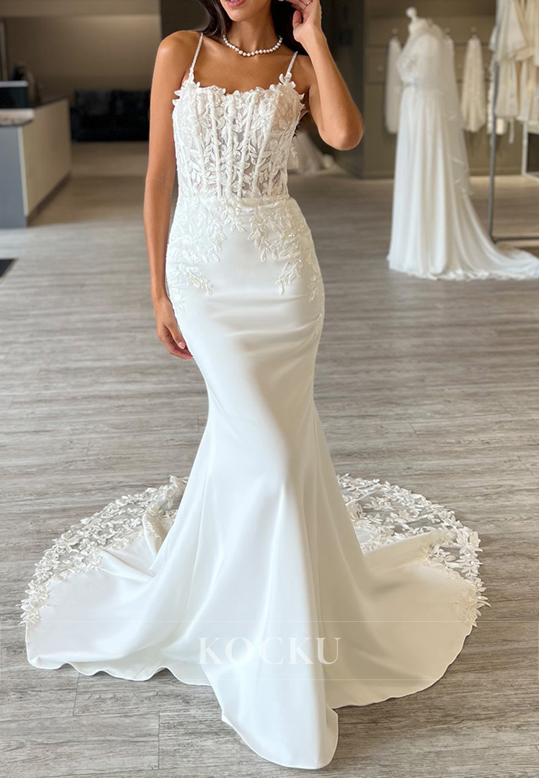White Applique Spaghetti Strap Backless Mermaid Long Wedding Dress