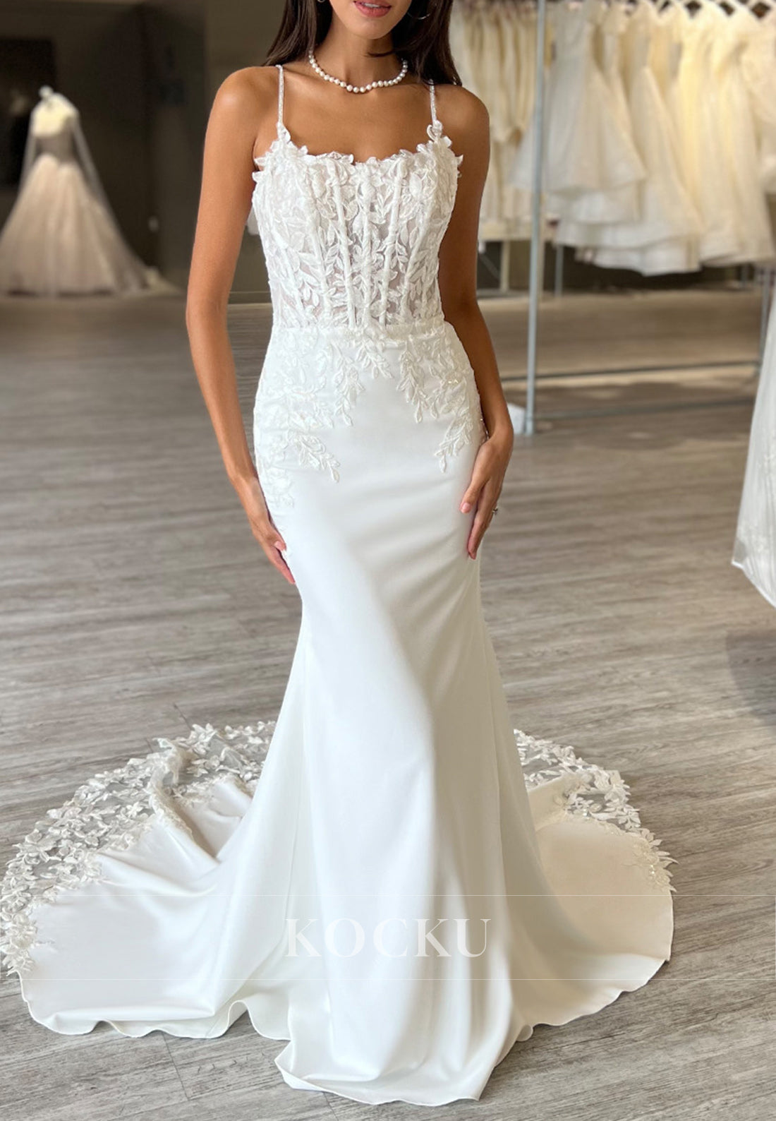 White Applique Spaghetti Strap Backless Mermaid Long Wedding Dress